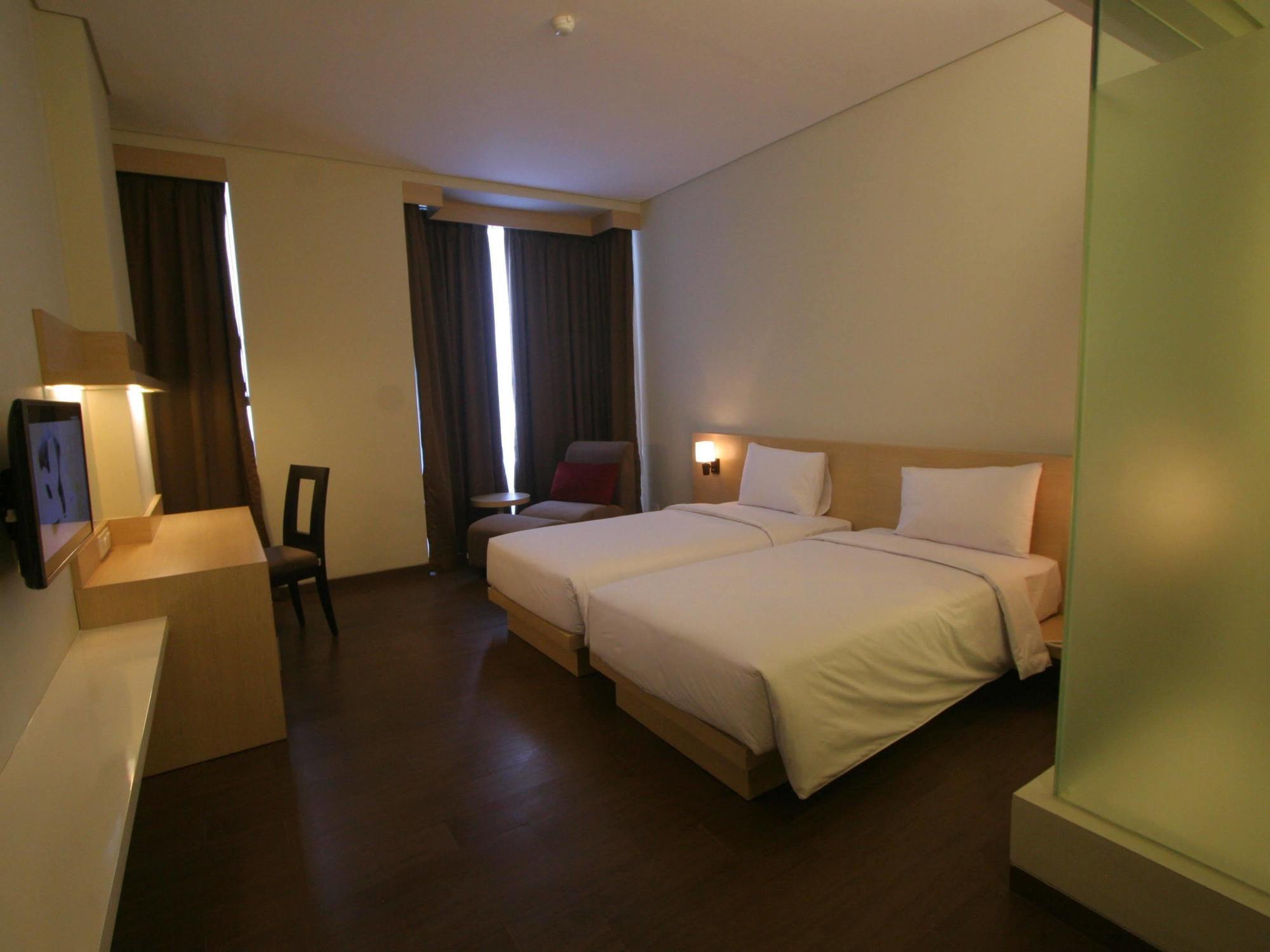 De'Rain Hotel Bandung Exterior photo