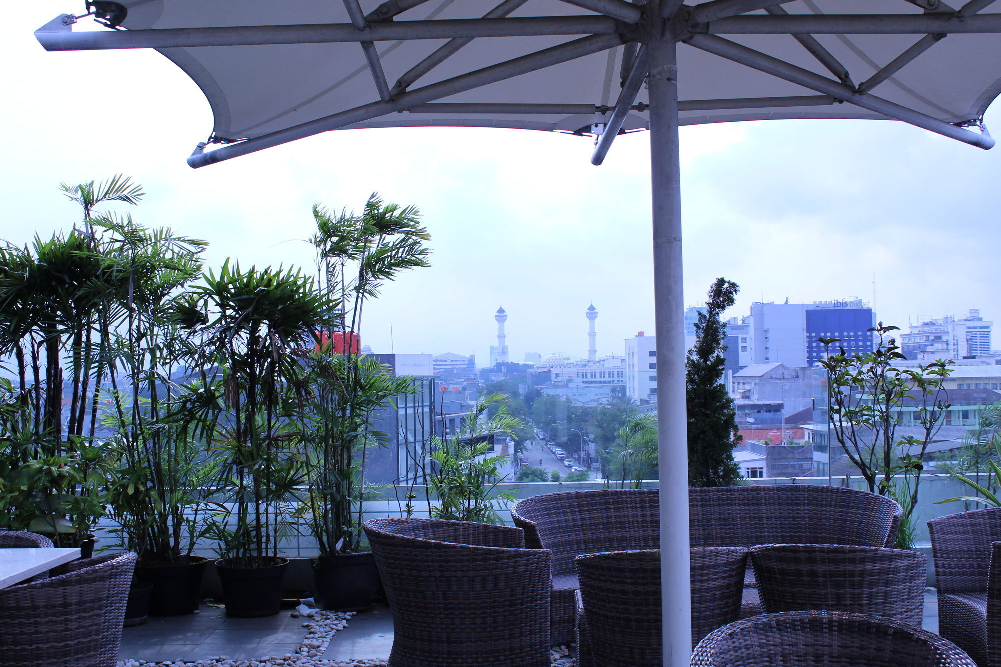 De'Rain Hotel Bandung Exterior photo
